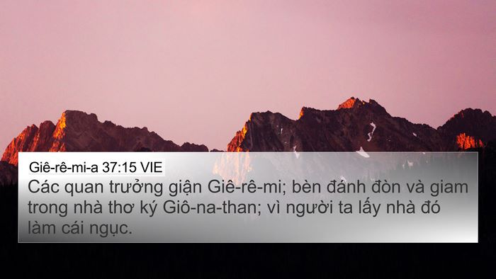Giê-rê-mi-a 37:15 VIE Bible Verse Image