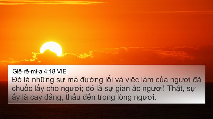 Giê-rê-mi-a 4:18 VIE Bible Verse Image