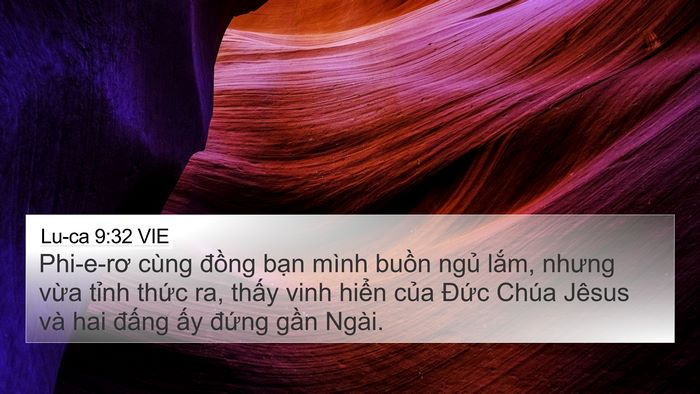 Lu-ca 9:32 VIE Bible Verse Image