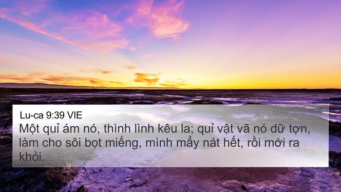 Lu-ca 9:39 VIE Bible Verse Image