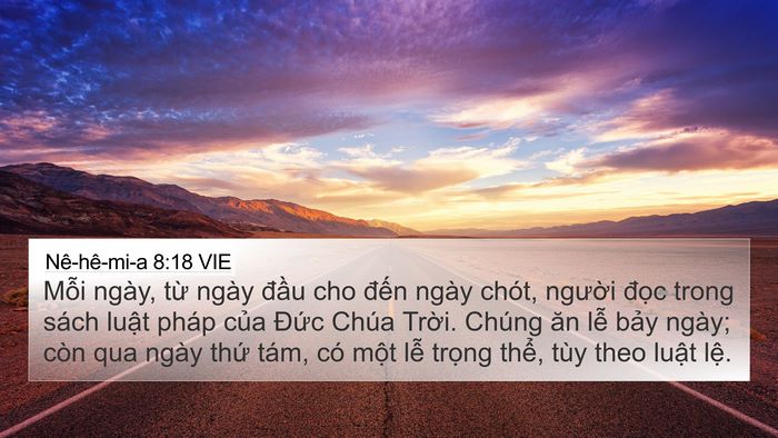 Nê-hê-mi-a 8:18 VIE Bible Verse Image