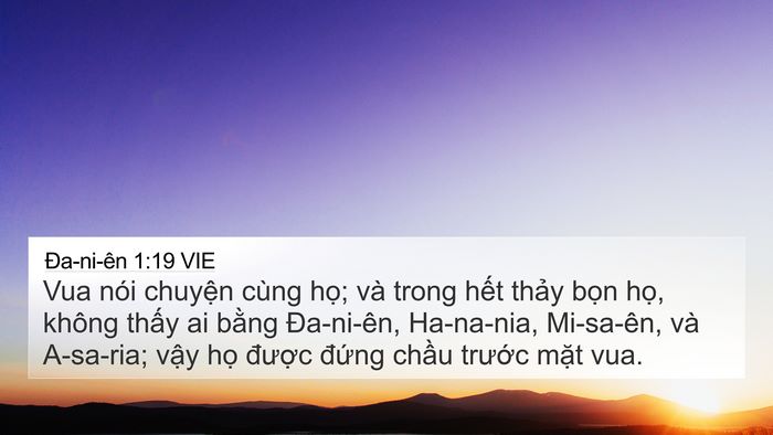 Ða-ni-ên 1:19 VIE Bible Verse Image