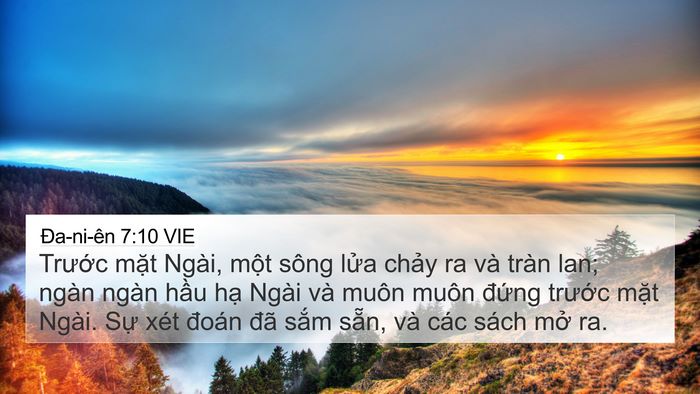 Ða-ni-ên 7:10 VIE Bible Verse Image