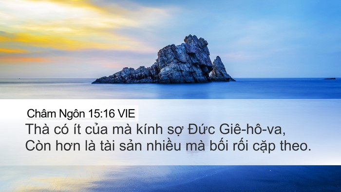 Châm Ngôn 15:16 VIE Bible Verse Image