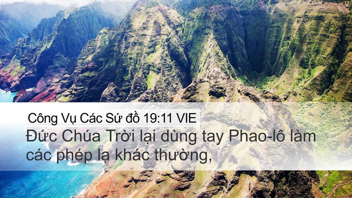 Công Vụ Các Sứ đồ 19:11 VIE Bible Verse Image