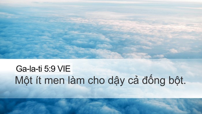 Ga-la-ti 5:9 VIE Bible Verse Image