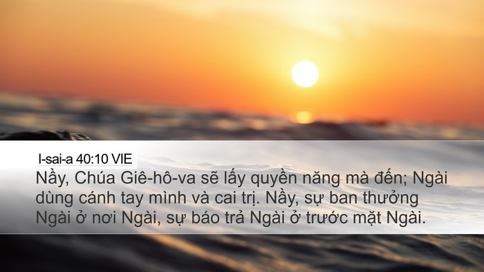 I-sai-a 40:10 VIE Bible Verse Image