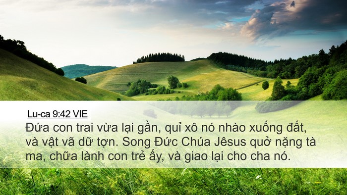 Lu-ca 9:42 VIE Bible Verse Image