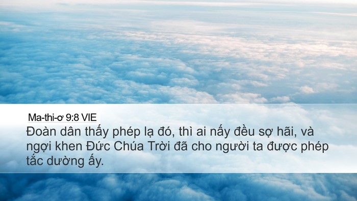 Ma-thi-ơ 9:8 VIE Bible Verse Image