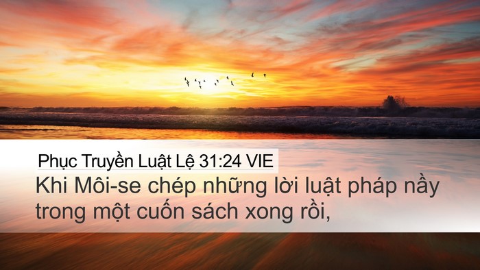 Phục Truyền Luật Lệ 31:24 VIE Bible Verse Image