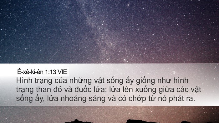 Ê-xê-ki-ên 1:13 VIE Bible Verse Image