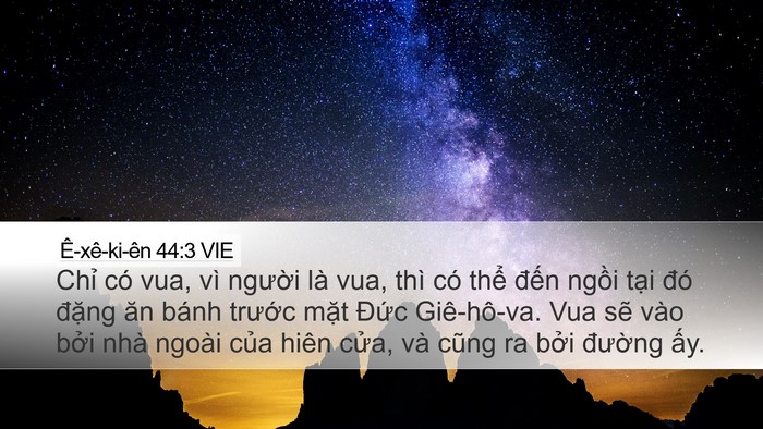 Ê-xê-ki-ên 44:3 VIE Bible Verse Image