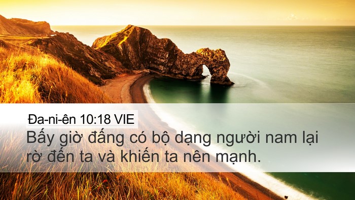 Ða-ni-ên 10:18 VIE Bible Verse Image