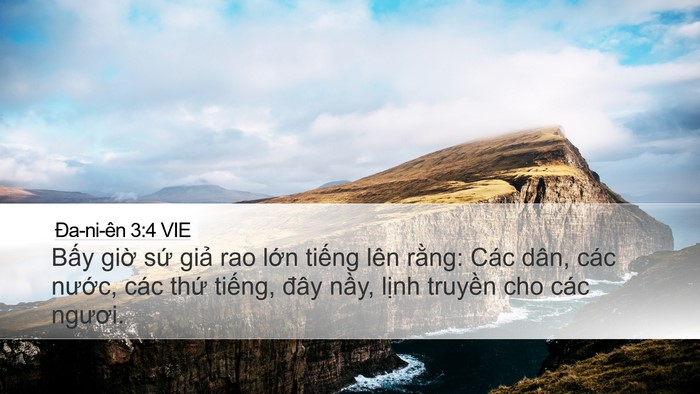 Ða-ni-ên 3:4 VIE Bible Verse Image