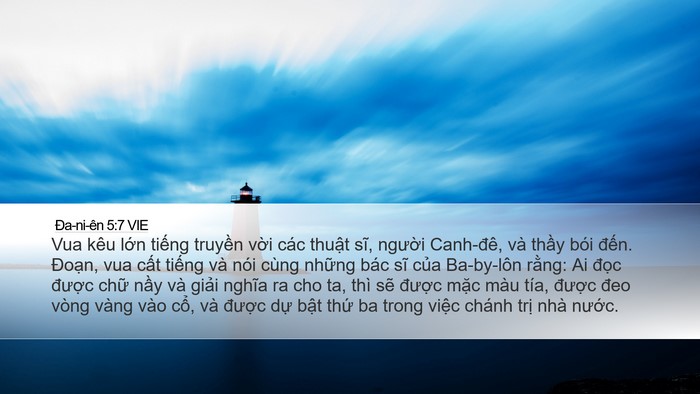 Ða-ni-ên 5:7 VIE Bible Verse Image