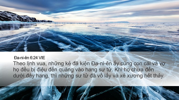 Ða-ni-ên 6:24 VIE Bible Verse Image