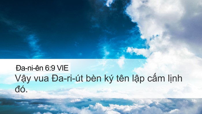 Ða-ni-ên 6:9 VIE Bible Verse Image