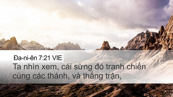 Ða-ni-ên 7:21 VIE Bible Verse Image
