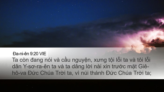 Ða-ni-ên 9:20 VIE Bible Verse Image