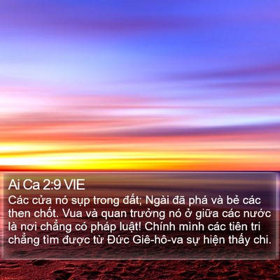 Ai Ca 2:9 VIE Bible Verse Image