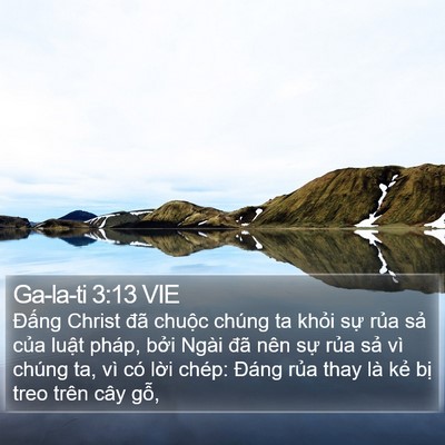 Ga-la-ti 3:13 VIE Bible Verse Image