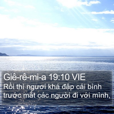 Giê-rê-mi-a 19:10 VIE Bible Verse Image