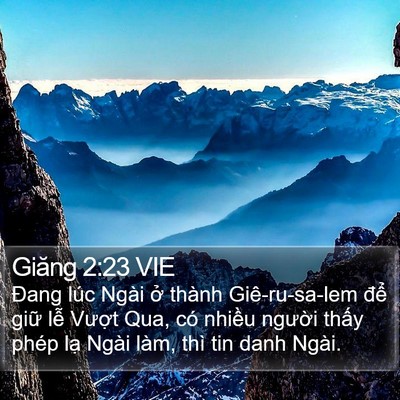 Giăng 2:23 VIE Bible Verse Image