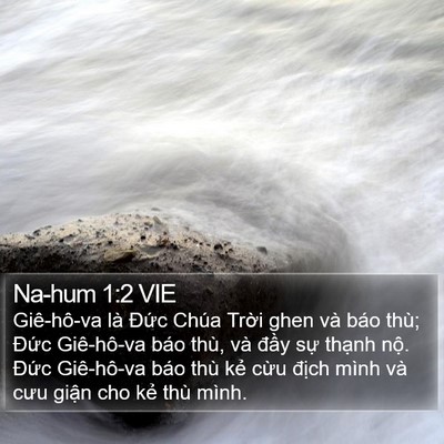 Na-hum 1:2 VIE Bible Verse Image