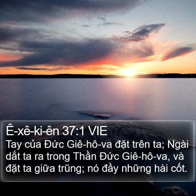 Ê-xê-ki-ên 37:1 VIE Bible Verse Image