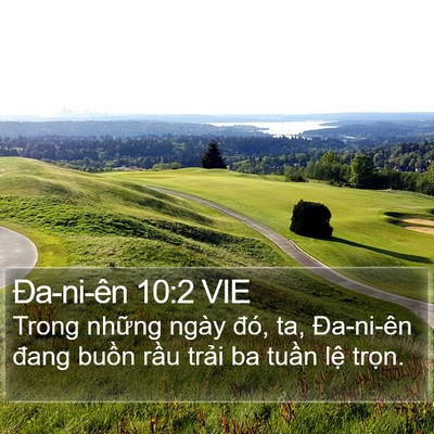 Ða-ni-ên 10:2 VIE Bible Verse Image