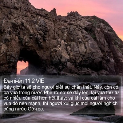 Ða-ni-ên 11:2 VIE Bible Verse Image