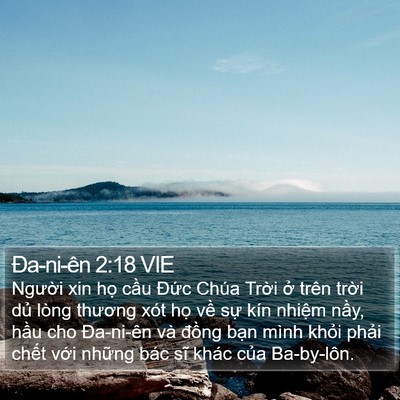 Ða-ni-ên 2:18 VIE Bible Verse Image