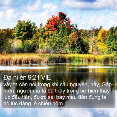 Ða-ni-ên 9:21 VIE Bible Verse Image