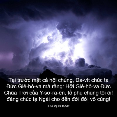 Picture 03 - 1 Sử Ký 29:10 VIE - Tại trước mặt cả hội chúng, Đa-vít - Bible Verse Picture