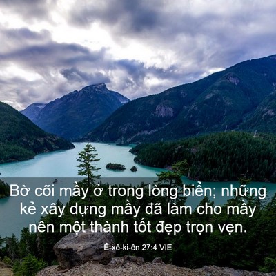 Picture 03 - Ê-xê-ki-ên 27:4 VIE - Bờ cõi mầy ở trong lòng biển; những - Bible Verse Picture