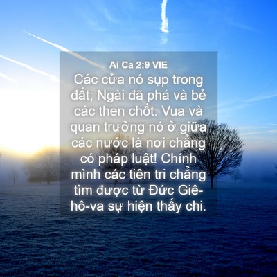 Picture 04 - Ai Ca 2:9 VIE - Các cửa nó sụp trong đất; Ngài đã - Bible Verse Picture