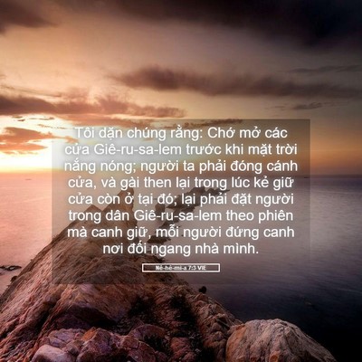 Picture 05 - Nê-hê-mi-a 7:3 VIE - Tôi dặn chúng rằng: Chớ mở các cửa - Bible Verse Picture