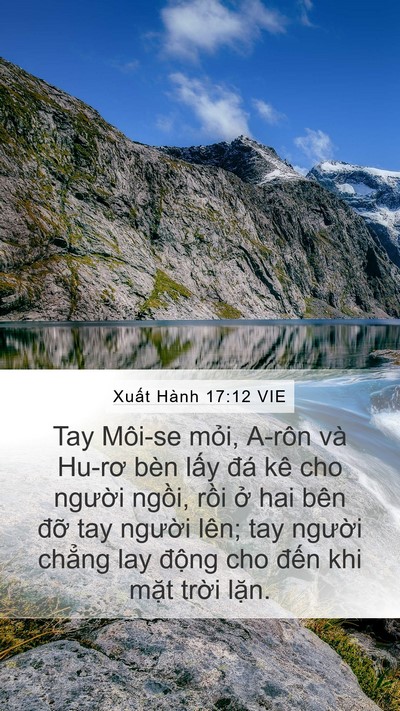 Xuất Hành 17:12 VIE Bible Verse Image