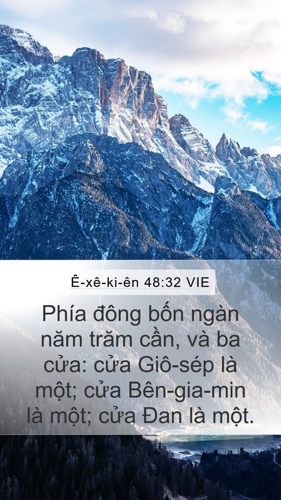Ê-xê-ki-ên 48:32 VIE Bible Verse Image