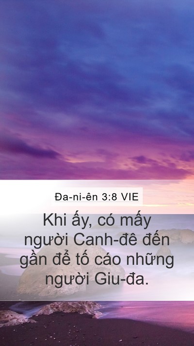 Ða-ni-ên 3:8 VIE Bible Verse Image