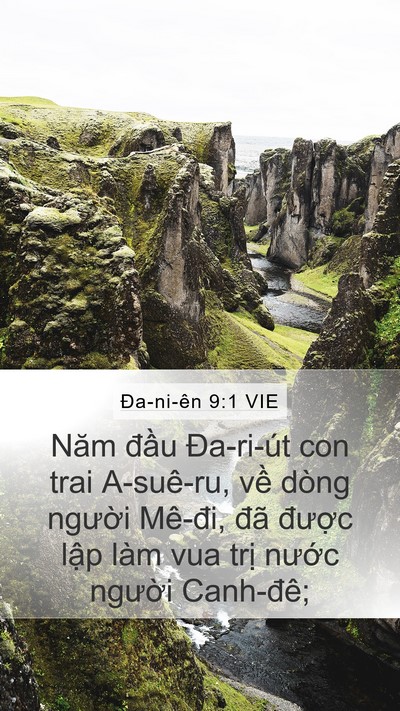 Ða-ni-ên 9:1 VIE Bible Verse Image
